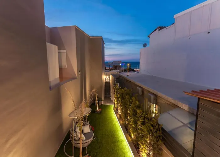 Evangelia Casa, Comfy Stay, Centrally, With Views!