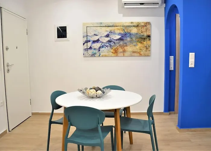 Luxurious City Apartment With Sea View - Lite Blue