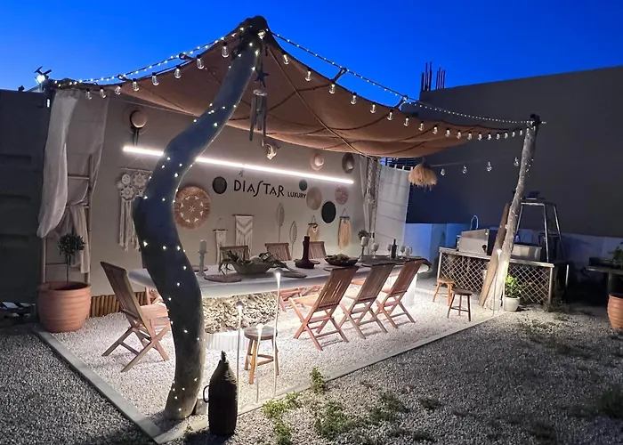 Diastar Luxury Suites New